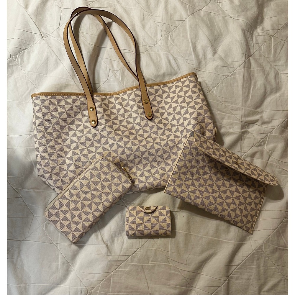 Geometric Triangle Print Tote Bag 4pc Set Cream Tan Wallet‎ Clutch Card Holder